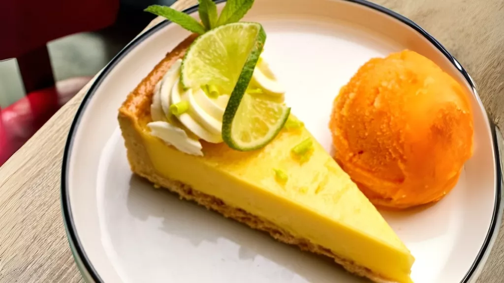 Key lime pie dessert