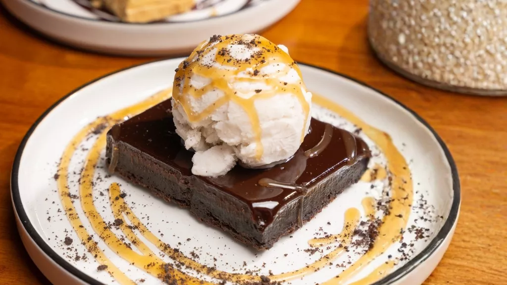 Chocolate Brownie with Ice Cream