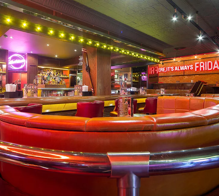 Nightlife at TGI Fridays