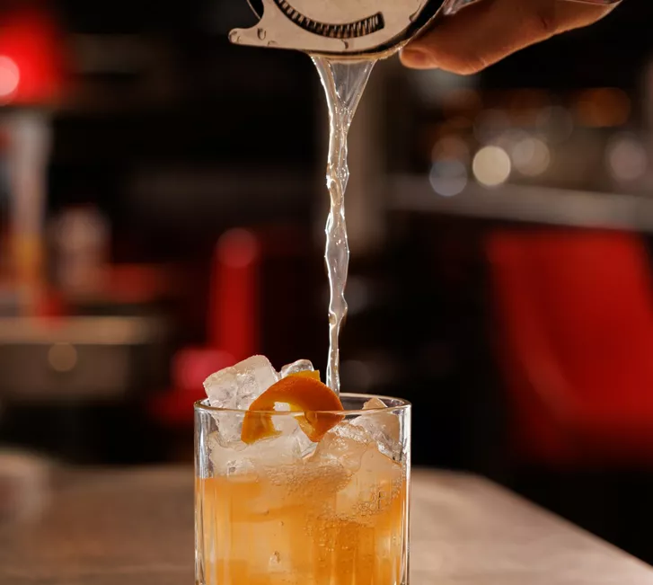 drink pouring